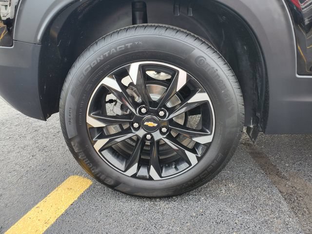 Certified 2022 Chevrolet TrailBlazer LT w/ Convenience Package FWD image 9