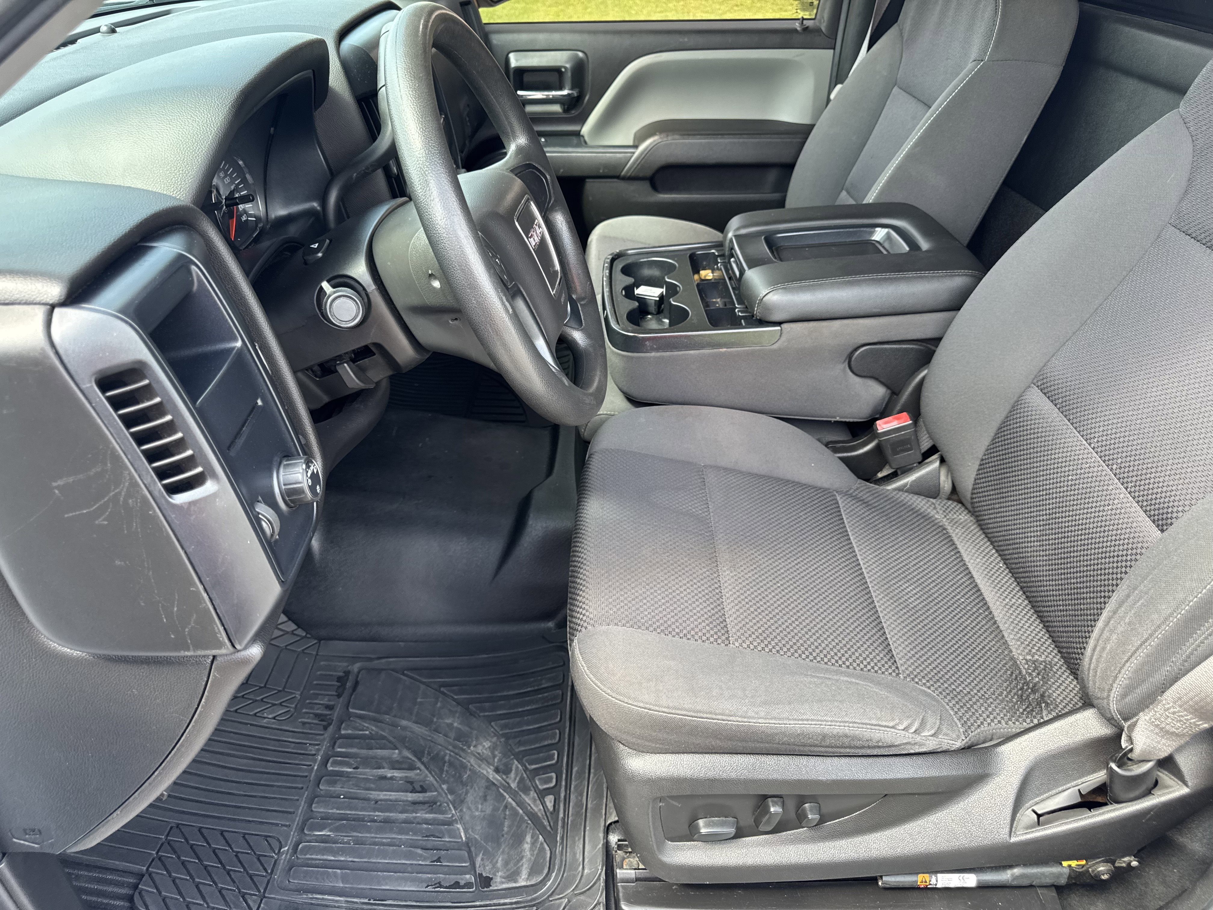 Used 2018 GMC Sierra 1500 2WD Regular Cab image 10