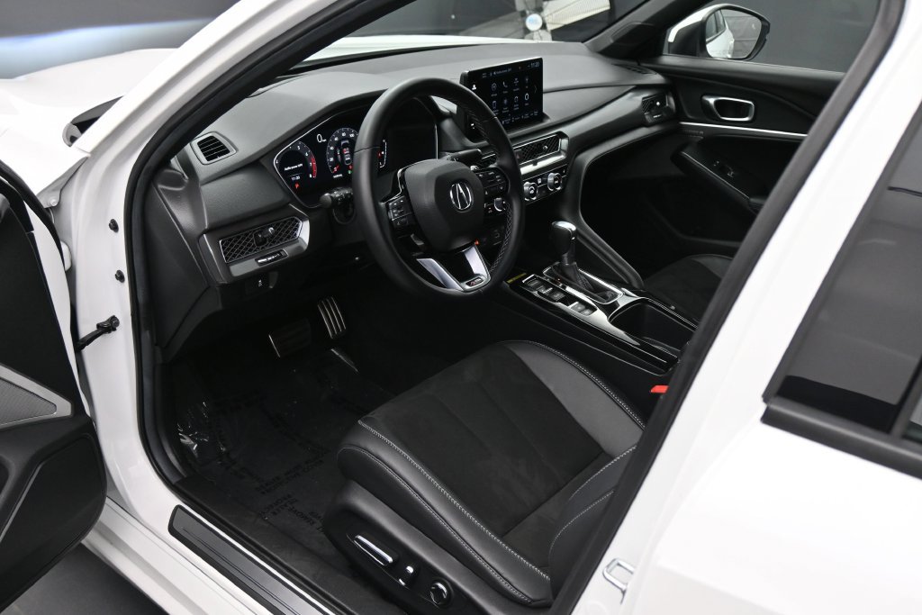 Used 2024 Acura Integra A-Spec w/ Technology Package FWD image 2