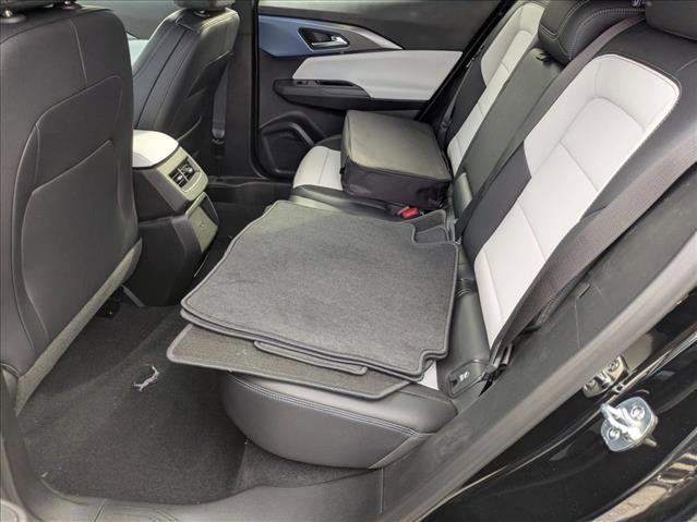 New 2026 Chevrolet Equinox EV LT image 18