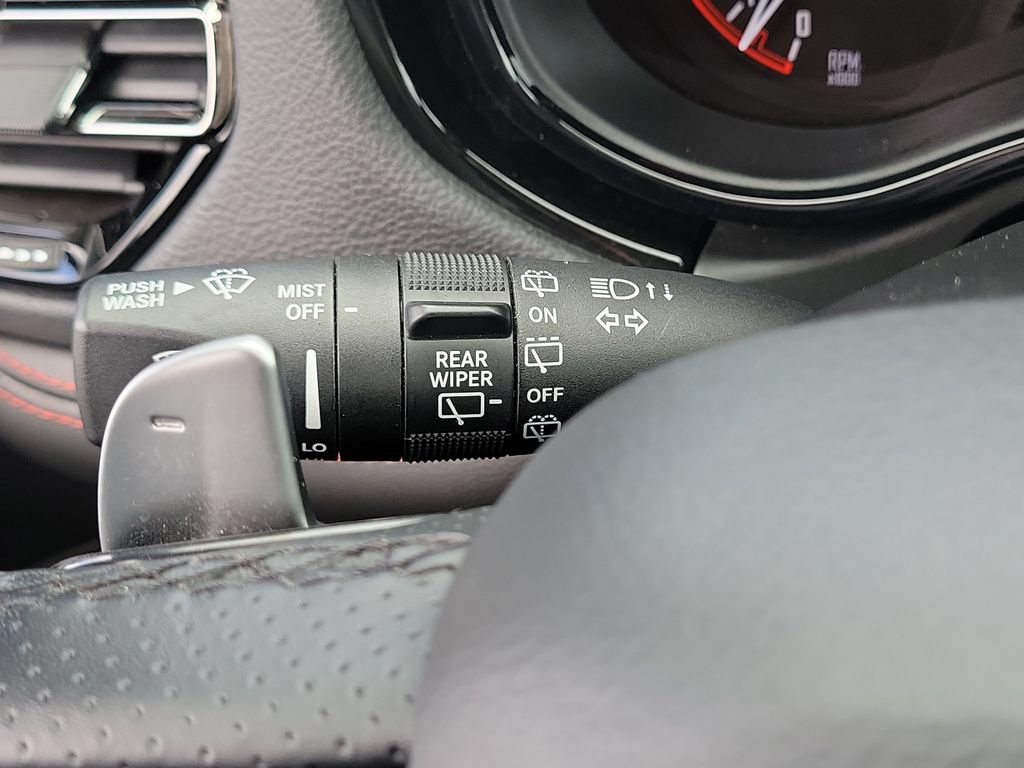 Used 2025 Dodge Durango GT AWD/4WD image 11