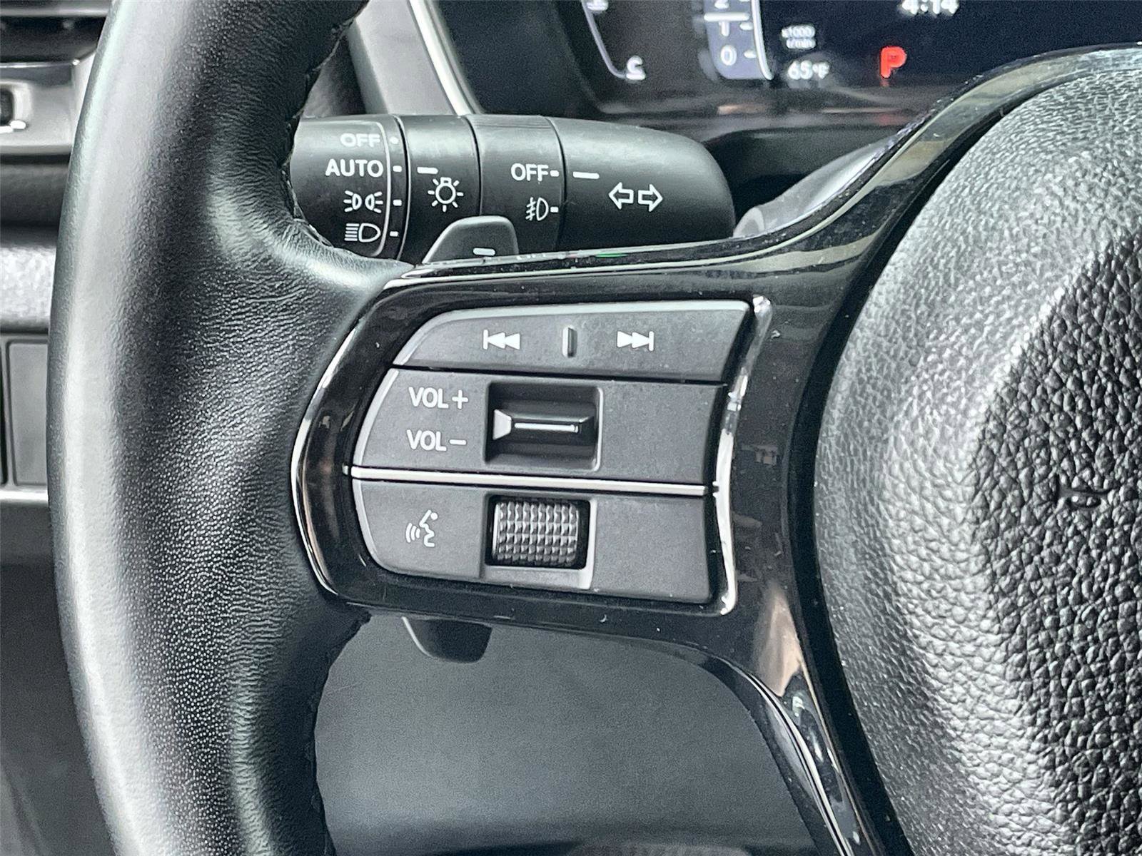 Certified 2024 Honda Pilot Elite image 17