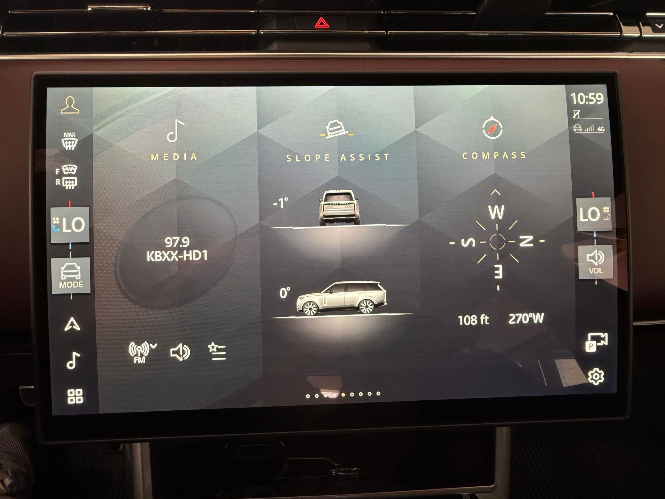 Certified 2025 Land Rover Range Rover SE AWD/4WD image 30