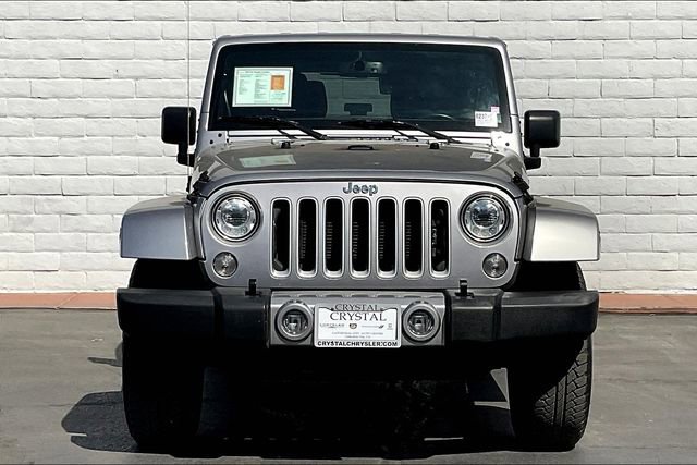 Used 2018 Jeep Wrangler Sahara w/ Connectivity Group image 2