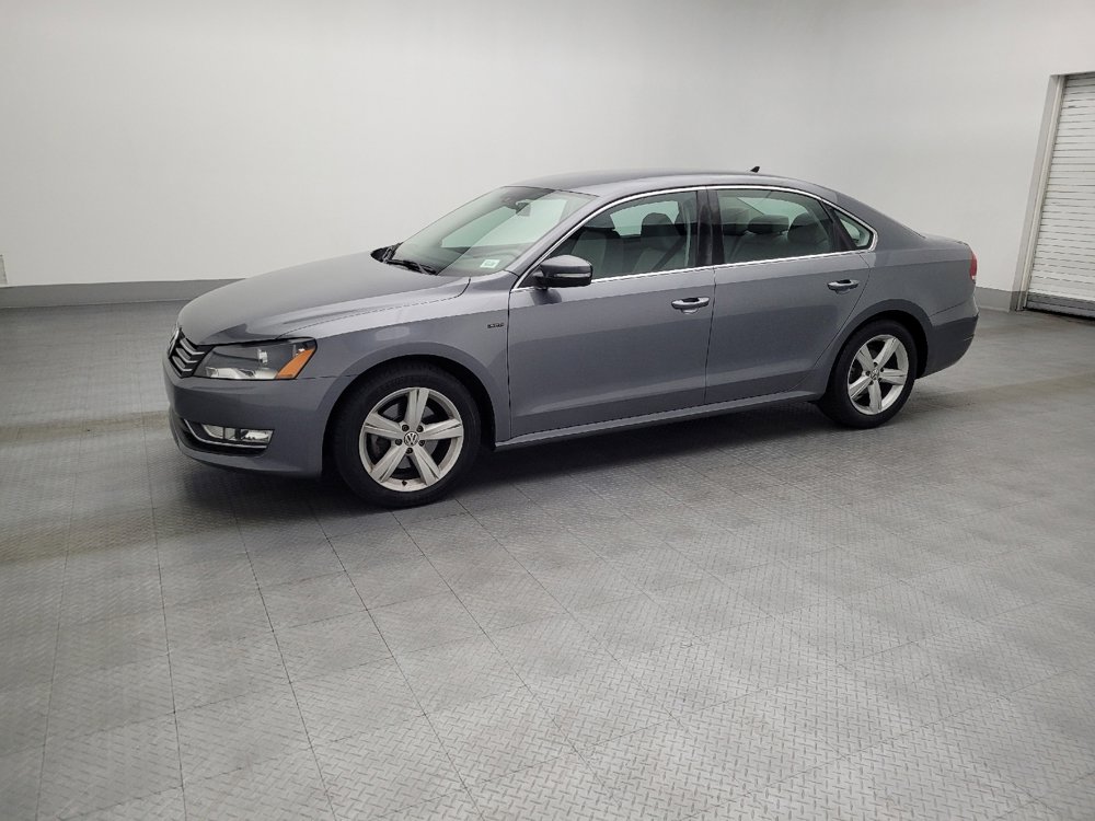 Used 2015 Volkswagen Passat 1.8T Limited Edition image 2