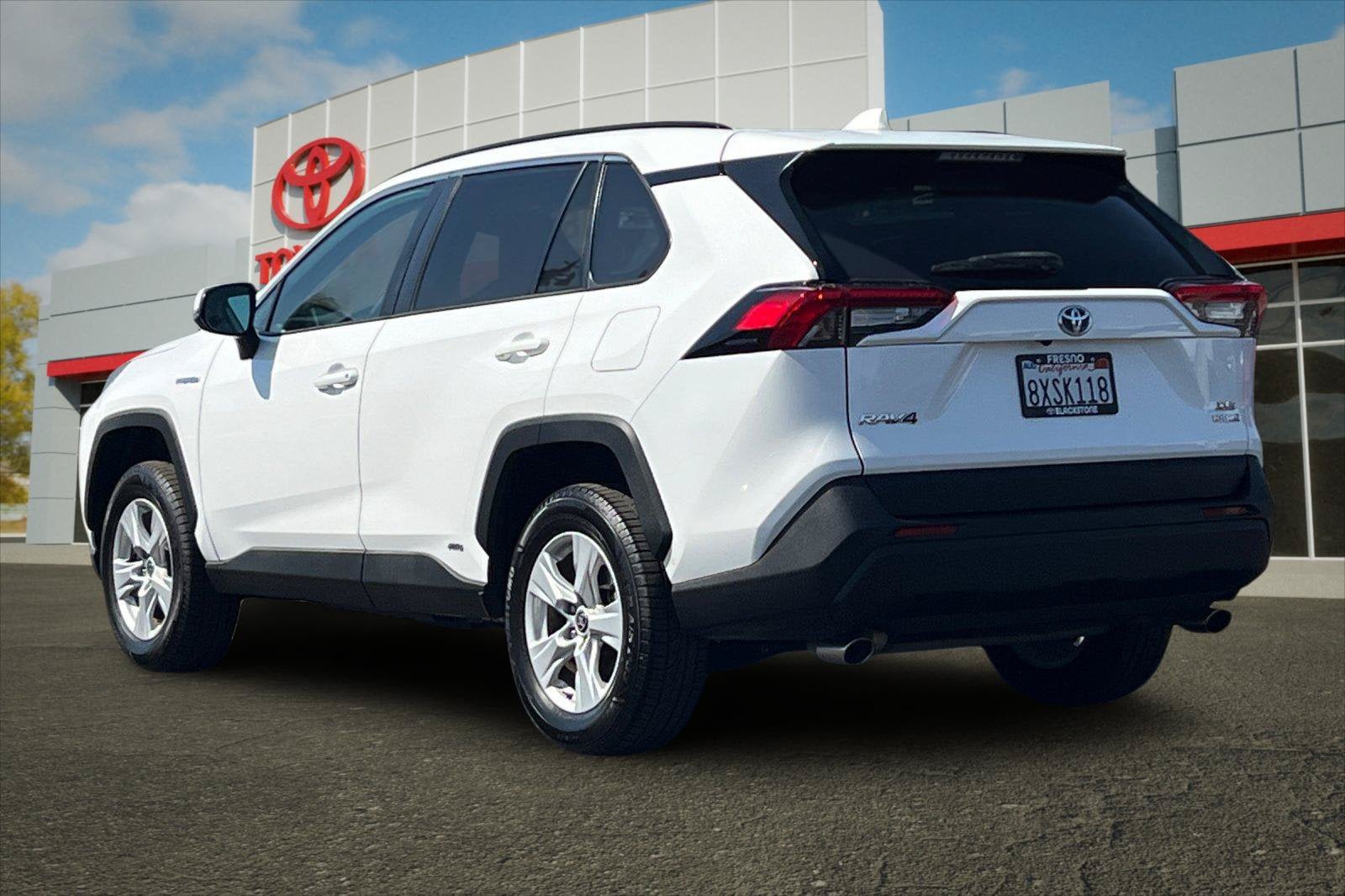 Certified 2021 Toyota RAV4 XLE w/ Convenience Package AWD/4WD image 5