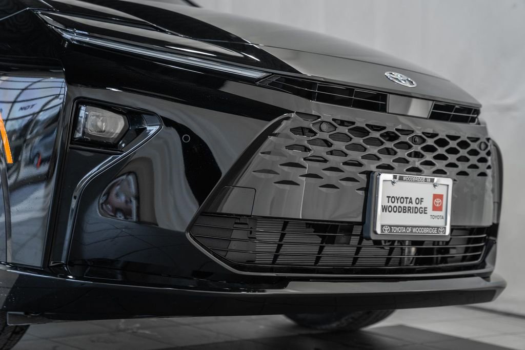 New 2025 Toyota Crown Signia image 15