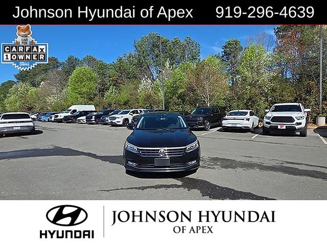 Used 2016 Volkswagen Passat 1.8T SEL Premium image 17