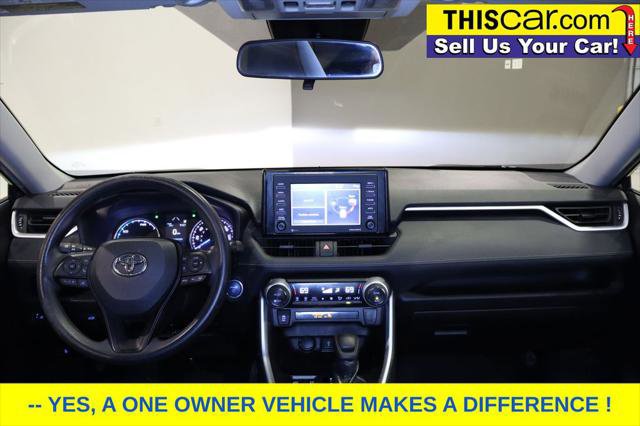 Used 2021 Toyota RAV4 XLE w/ Convenience Package image 10