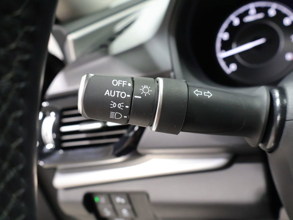 Used 2019 Acura RDX AWD w/ Technology Package image 38