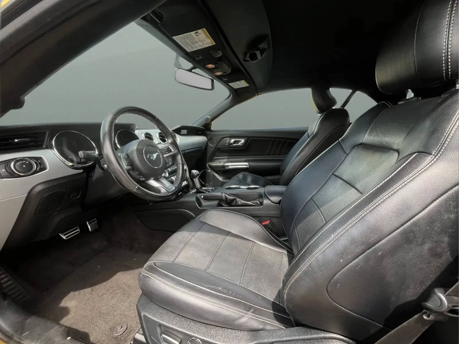 Used 2016 Ford Mustang Premium w/ Equipment Group 201A RWD image 11