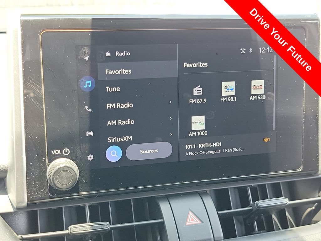 Used 2025 Toyota RAV4 LE FWD image 10