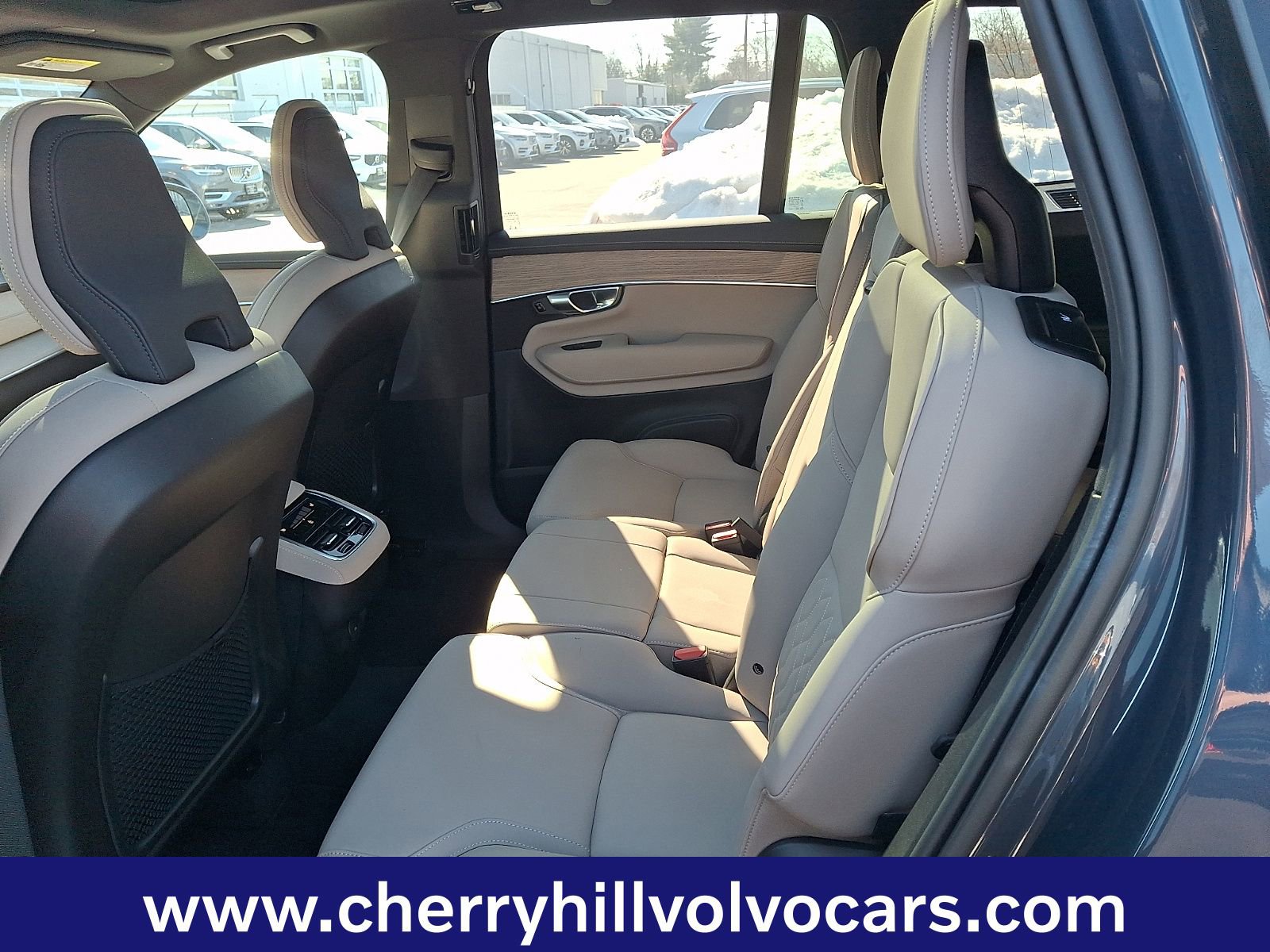 Certified 2025 Volvo XC90 B5 Plus image 11