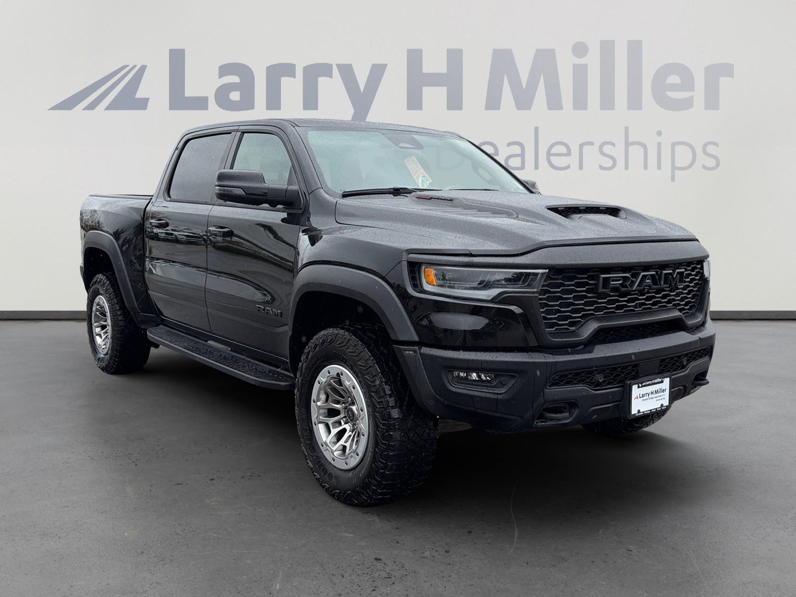 Used 2025 RAM 1500 RHO w/ RHO Level 1 Equipment Group AWD/4WD image 8