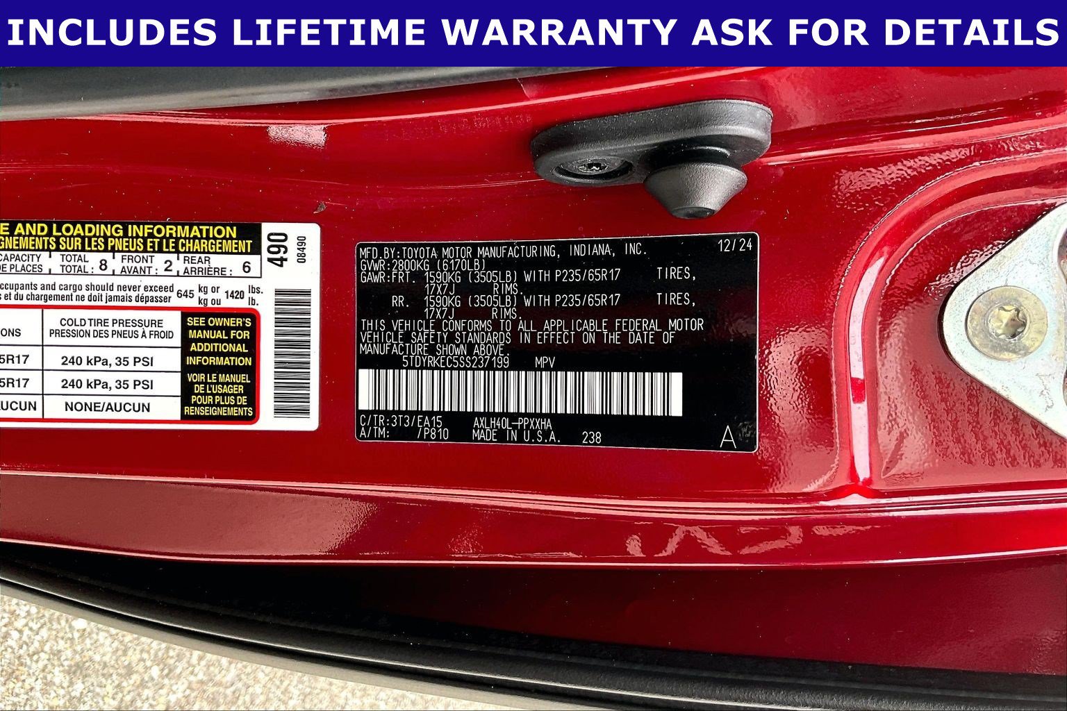 Used 2025 Toyota Sienna XLE FWD image 30