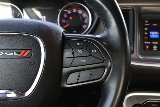 Used 2021 Dodge Challenger SXT w/ Driver Convenience Group image 14