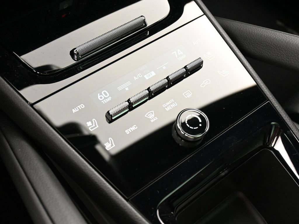 Certified 2026 Porsche Cayenne E-Hybrid AWD/4WD image 22