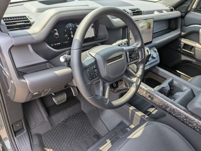 New 2025 Land Rover Defender 110 image 7