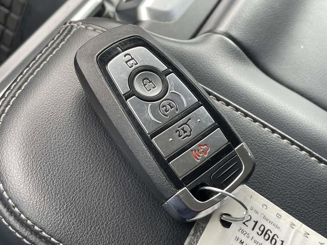 Used 2025 Ford Expedition Max Platinum image 47