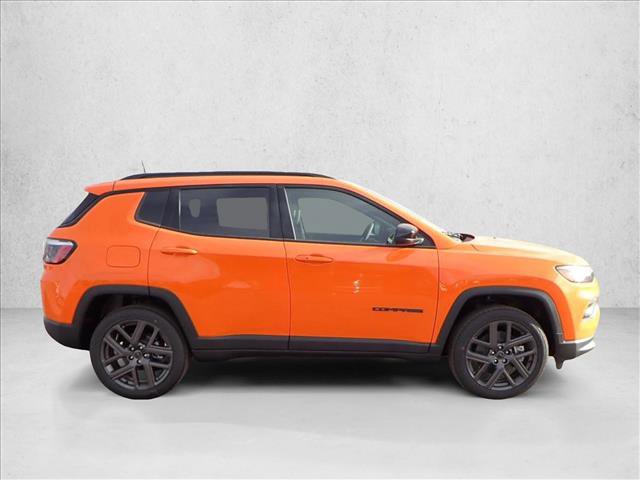 New 2026 Jeep Compass Latitude w/ Sun and Sound Group image 5