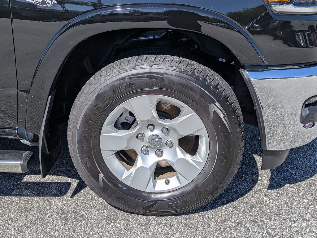 Used 2026 RAM 1500 Big Horn AWD/4WD image 10