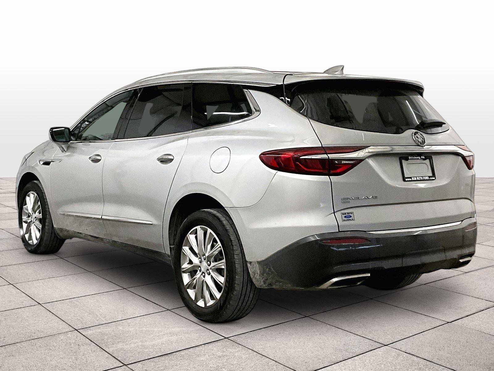 Used 2021 Buick Enclave Essence w/ Sound and Sites Package AWD/4WD image 10