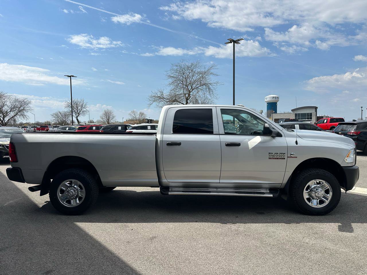 Used 2018 RAM 3500 Tradesman w/ Popular Equipment Group image 8
