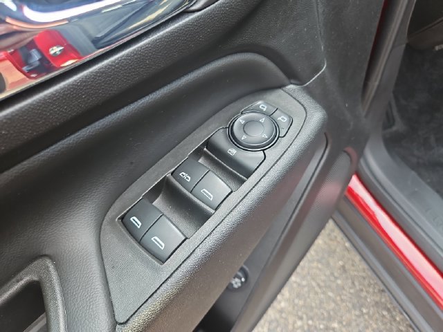 Used 2024 Chevrolet Equinox LT FWD image 12