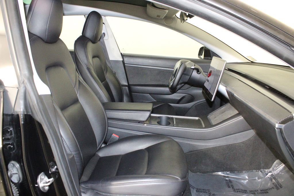 Used 2021 Tesla Model 3 Standard Range Plus image 14