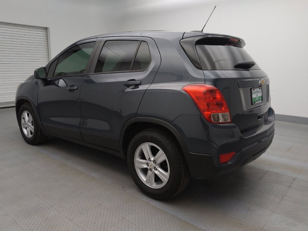Used 2021 Chevrolet Trax LS w/ Tint and Cruise Package image 5