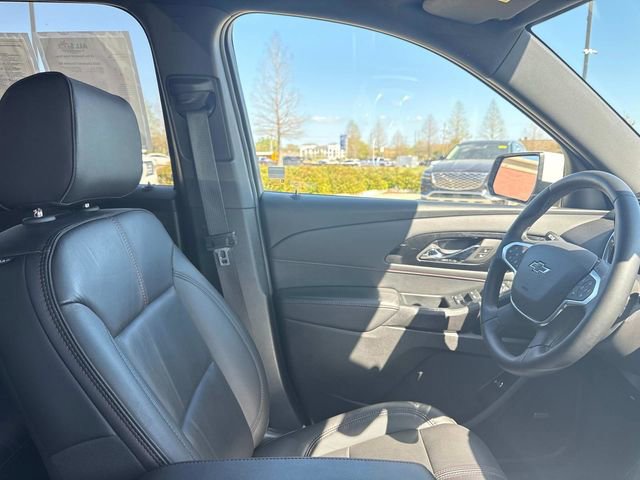 Used 2023 Chevrolet Traverse RS w/ LPO, Floor Liner Package image 15