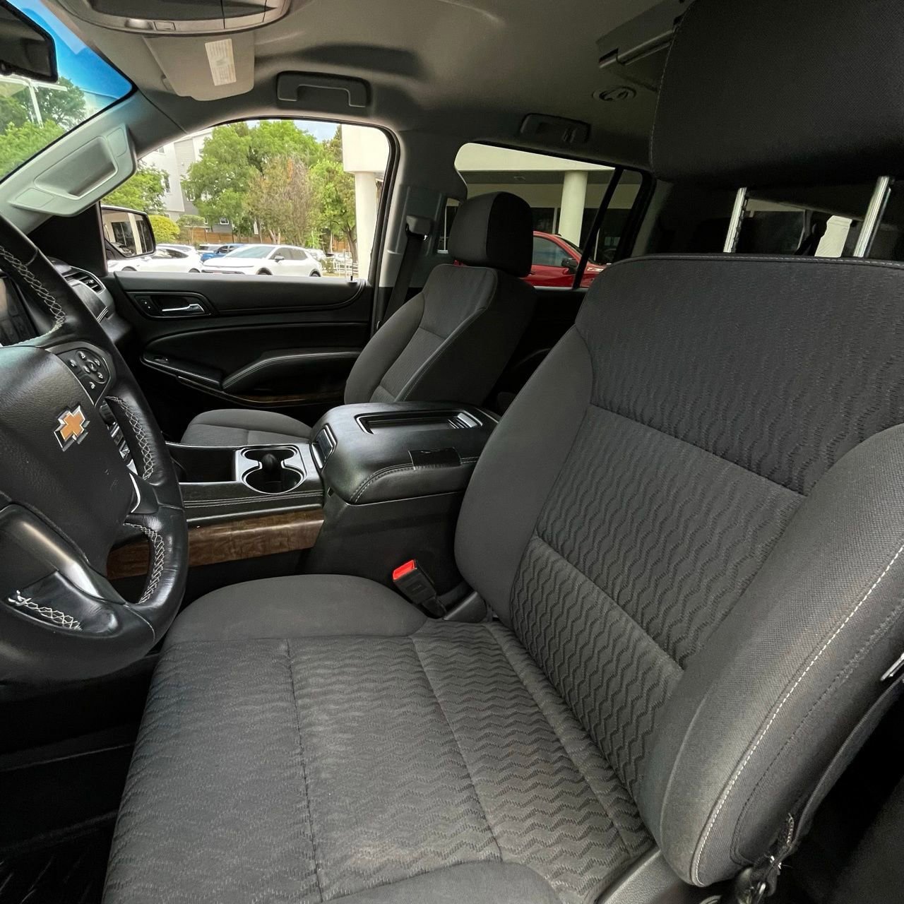Used 2019 Chevrolet Suburban LS w/ All-Season Package RWD image 20