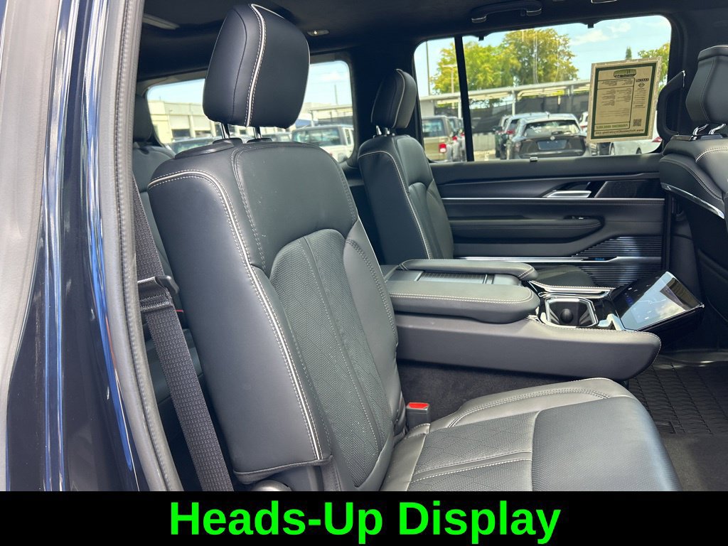 Used 2024 Jeep Grand Wagoneer Series II Obsidian w/ Quick Order Packagew 28T AWD/4WD image 31