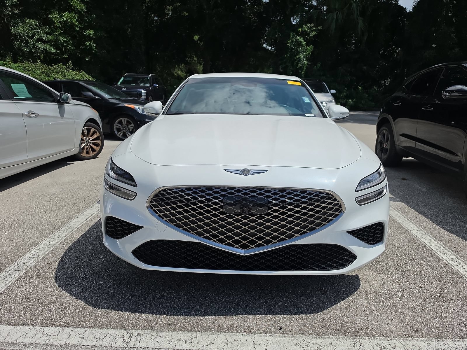 Used 2025 Genesis G70 2.5T RWD image 8