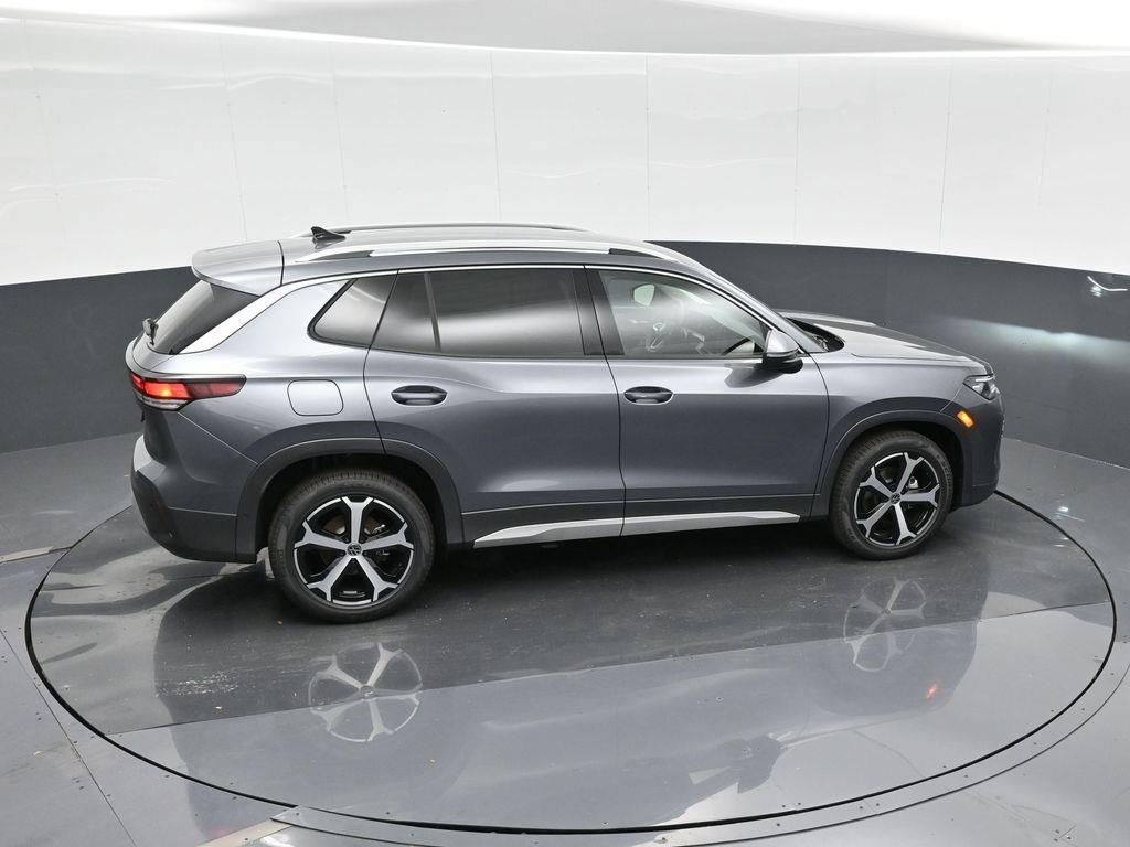 New 2025 Volkswagen Tiguan SE image 21