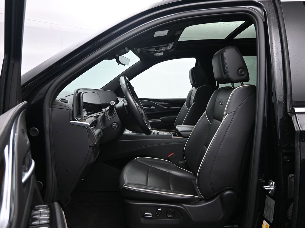 Used 2023 Cadillac Escalade ESV Premium Luxury image 26