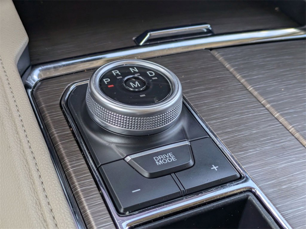 Used 2024 Ford Expedition Max Limited image 23