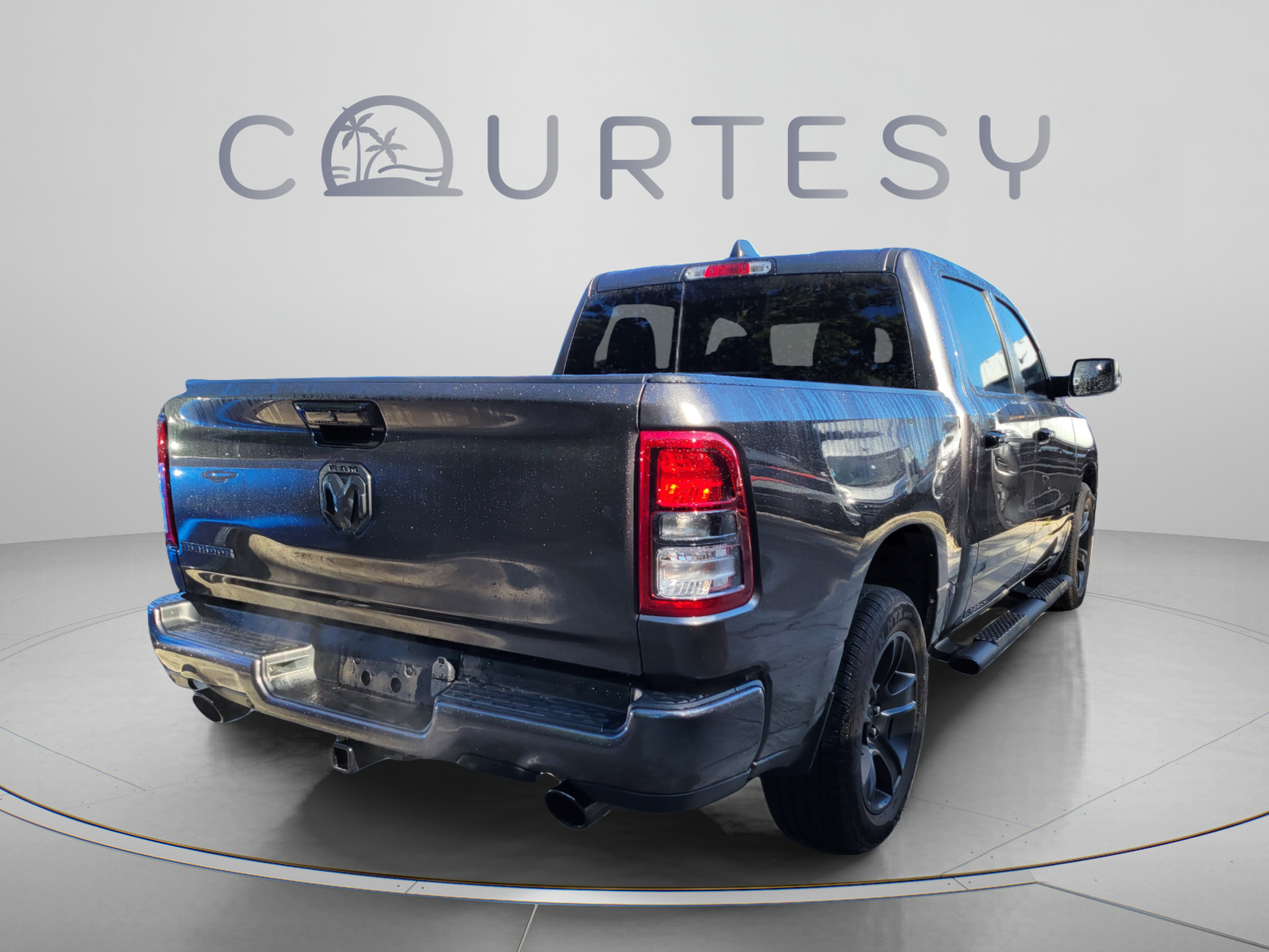 Used 2023 RAM 1500 Big Horn RWD image 3