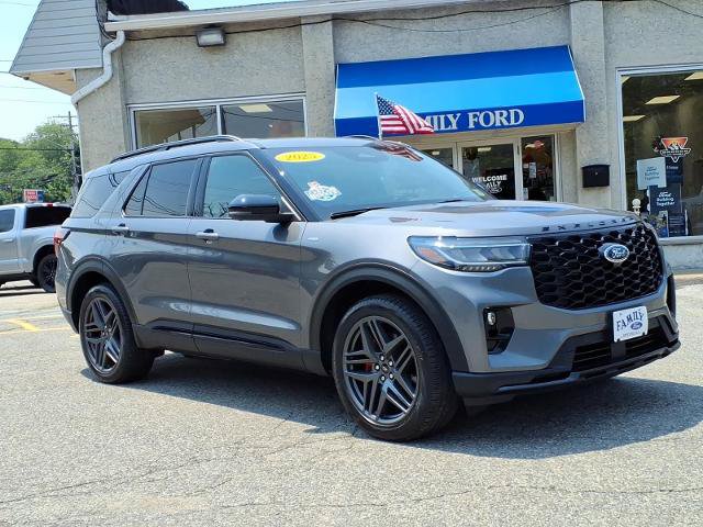 Certified 2025 Ford Explorer ST-Line w/ Premium Package