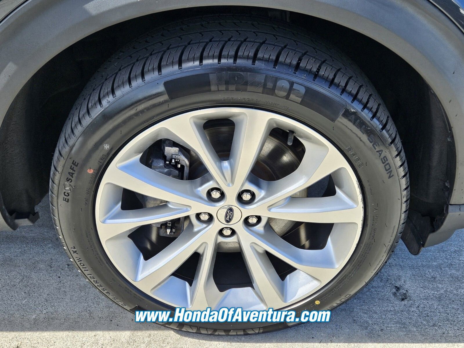 Used 2022 Ford Explorer Platinum w/ Technology Package image 18