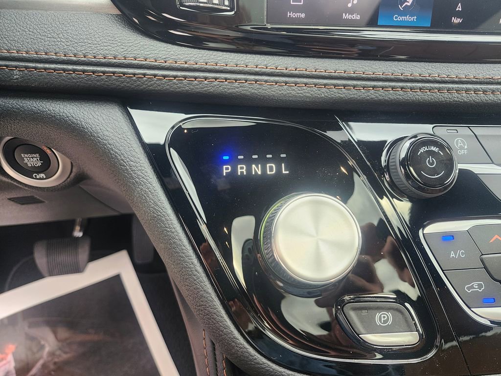 New 2026 Chrysler Pacifica Pinnacle image 20