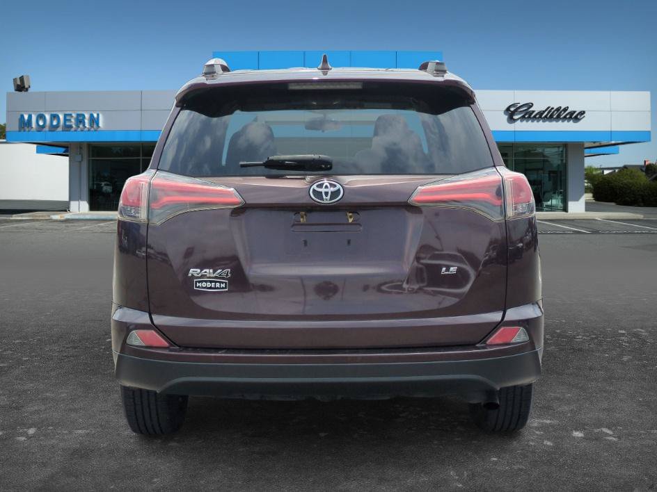 Used 2016 Toyota RAV4 LE FWD image 4