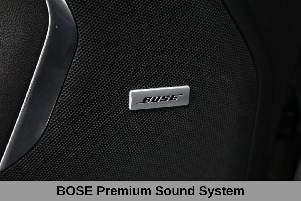 Used 2021 Chevrolet Suburban Premier w/ Premium Package RWD image 39