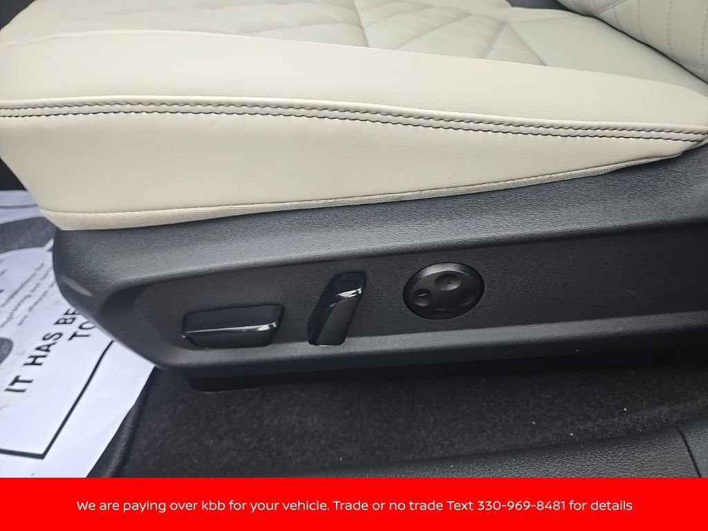 New 2026 Nissan Sentra SL w/ Floor Mat Package FWD image 11