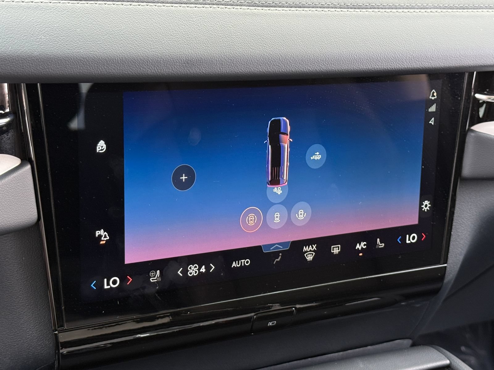 New 2027 Lincoln Navigator Premiere AWD/4WD image 30