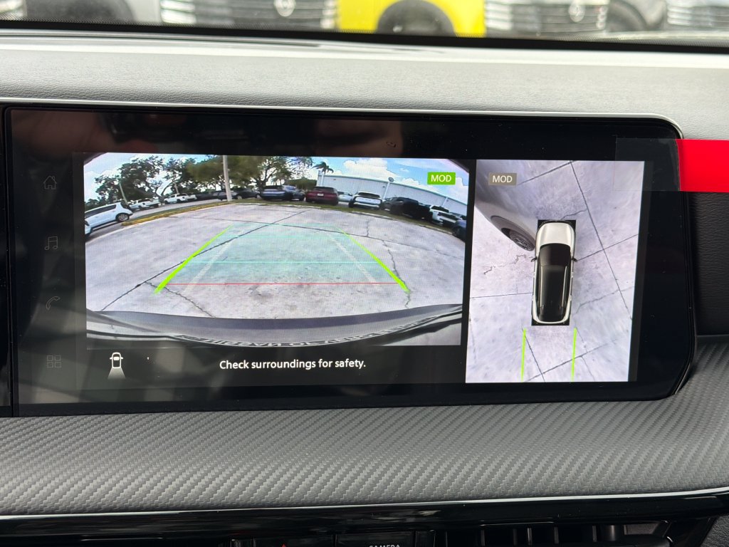 New 2026 Nissan Kicks SR FWD image 25