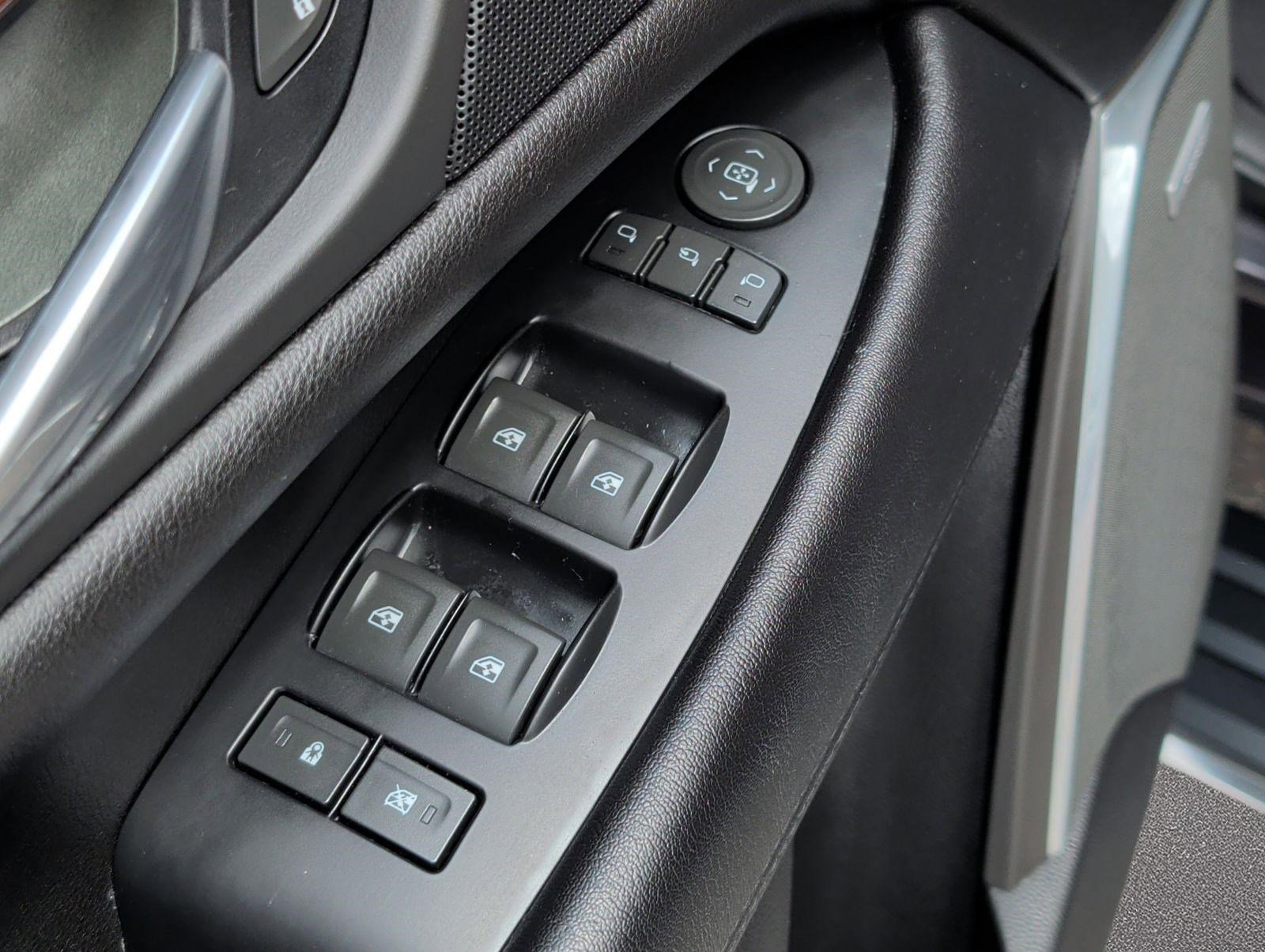 Used 2017 Cadillac Escalade Premium Luxury RWD image 9