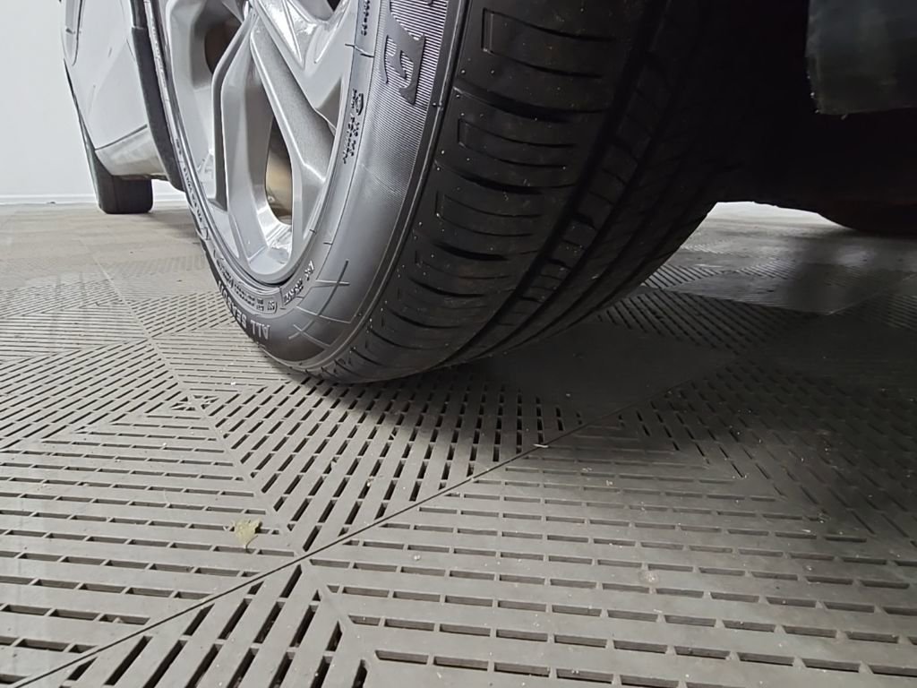 Used 2023 Honda Accord EX image 42