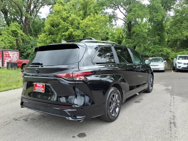 Certified 2025 Toyota Sienna XSE w/ XSE Plus Package AWD/4WD image 7