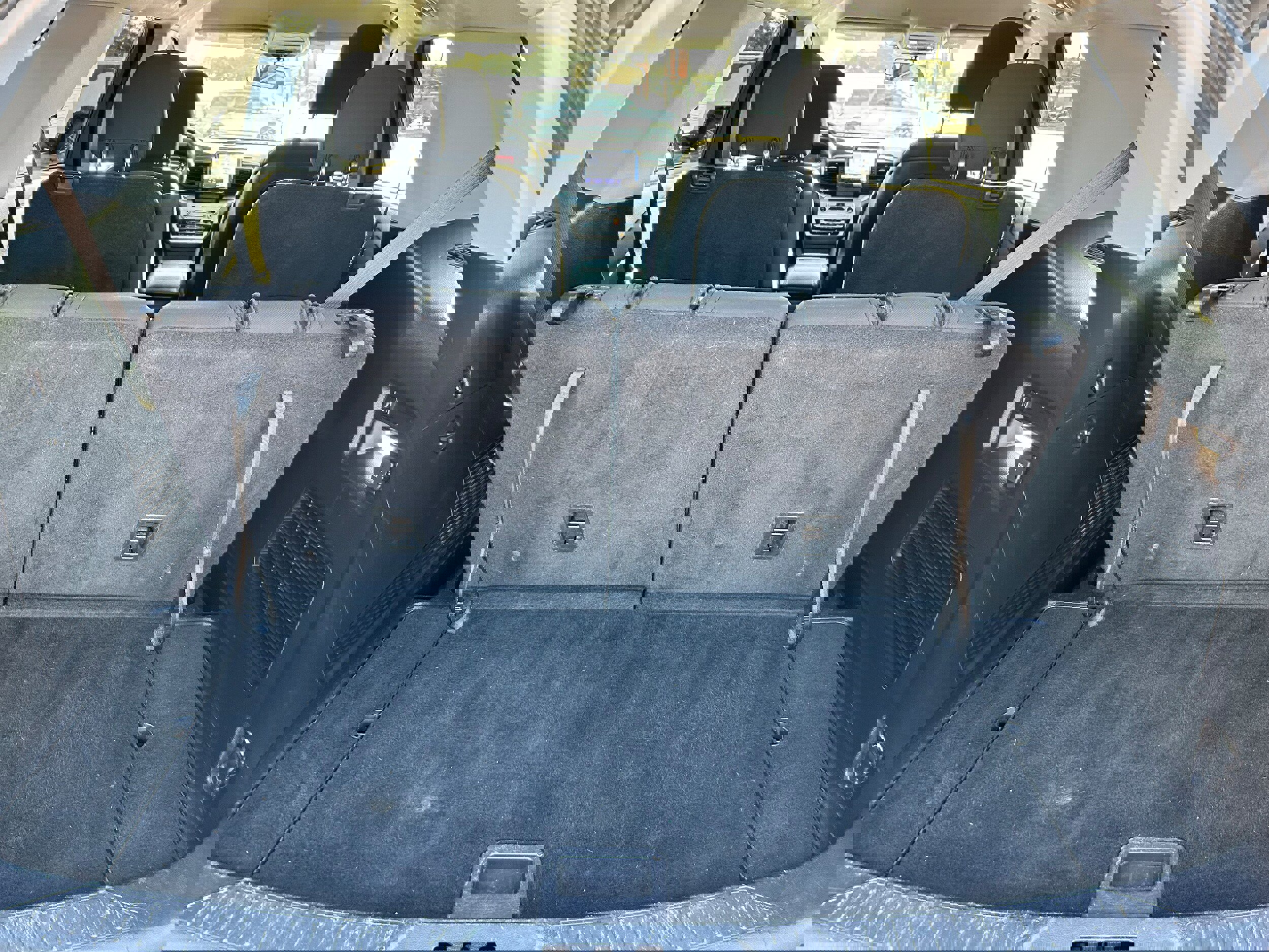 Used 2020 Ford Explorer XLT image 5